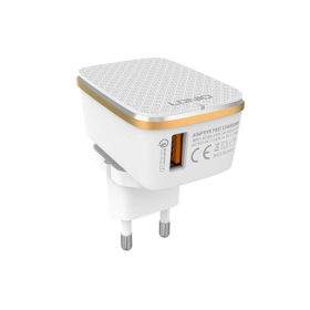 LDNIO Fast Travel Adapter A1204Q